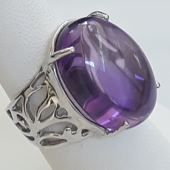 Round Cabochon Natural Amethyst Silver Cocktail Ring - Picture 5 of 6